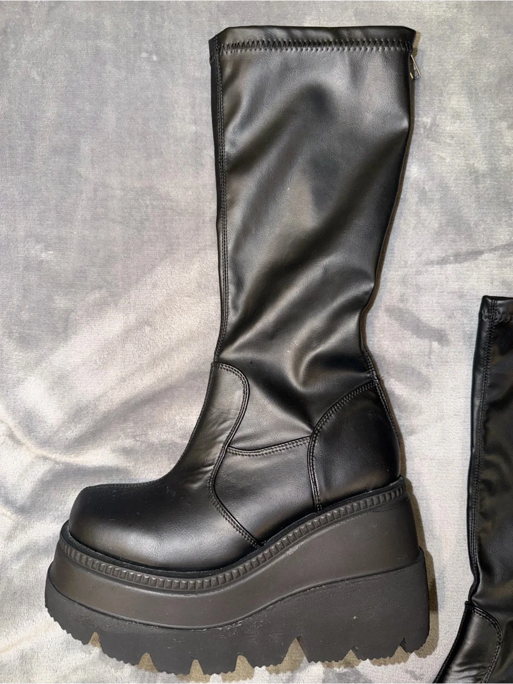 🖤 Demonia Shaker 65 Chunky Platform Boots